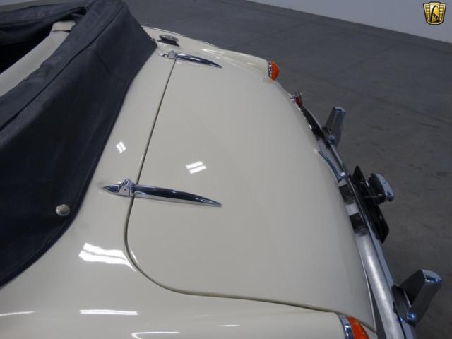 1967 Austin Healey 3000 - photo 3
