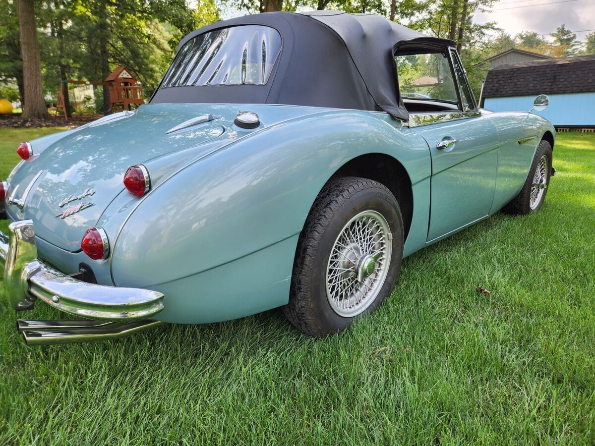 1967 Austin Healey 3000 - photo 5