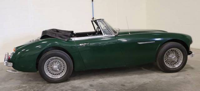 1967 Austin Healey 3000 BJ8 Mark III -- - photo 3