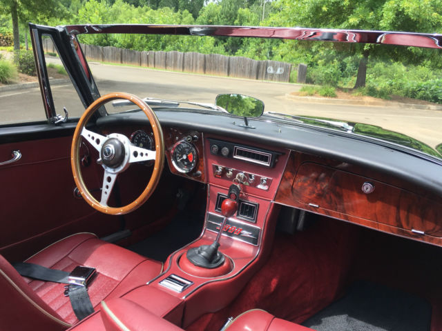 1967 Austin Healey 3000 BJ8 MKIII - photo 12