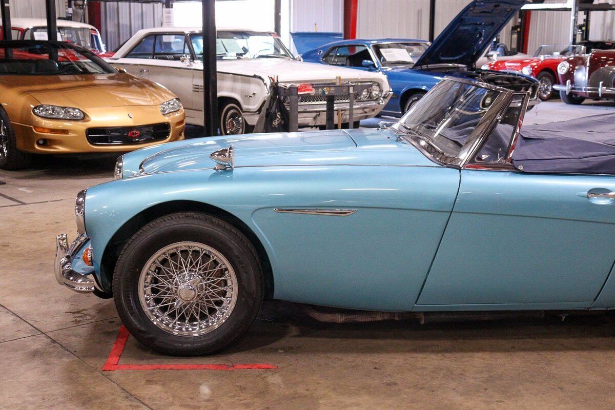 1967 Austin-Healey 3000 BJ8 MKIII - photo 2