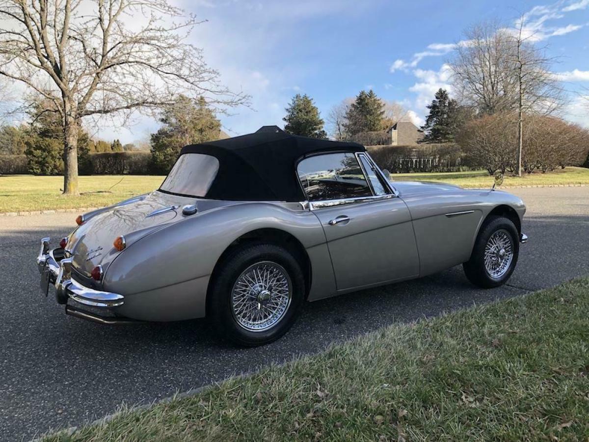 1967 Austin Healey 3000 BJ8 Roadster - photo 10