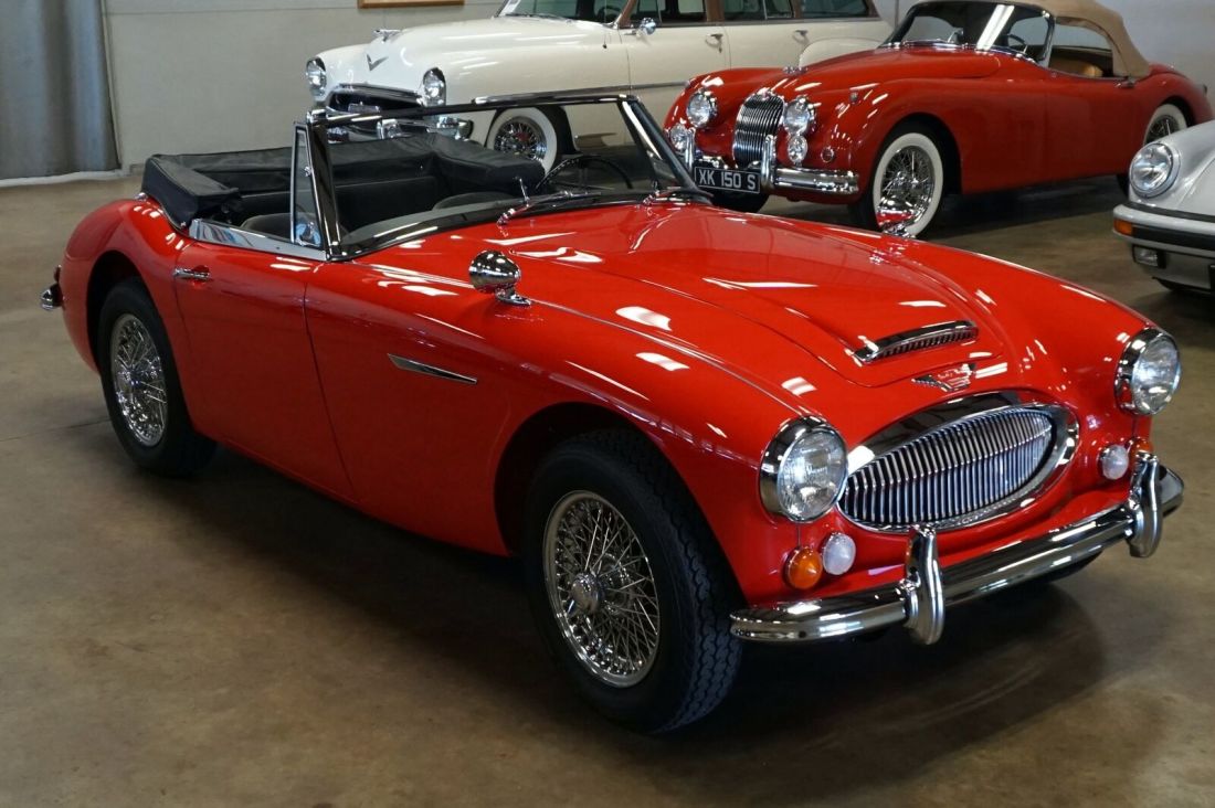 1967 Austin Healey 3000 BJ8 Sport Convertible, Red with 2110 Miles available now 1967 Austin Healey 3000 BJ8 Sport Convertible