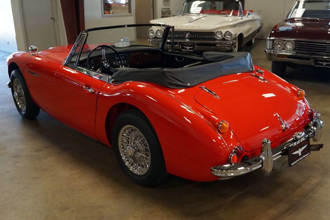 1967 Austin Healey 3000 BJ8 Sport Convertible - photo 9