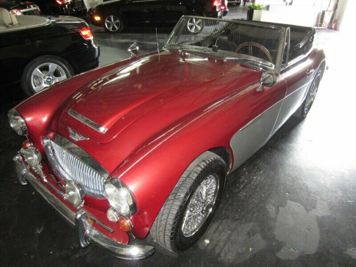 1967 Austin Healey 3000 - photo 2