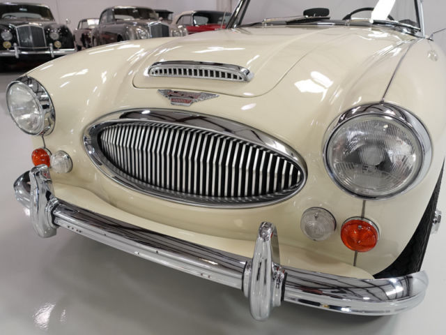 1967 Austin Healey 3000 Mark III Phase II Roadster - photo 3