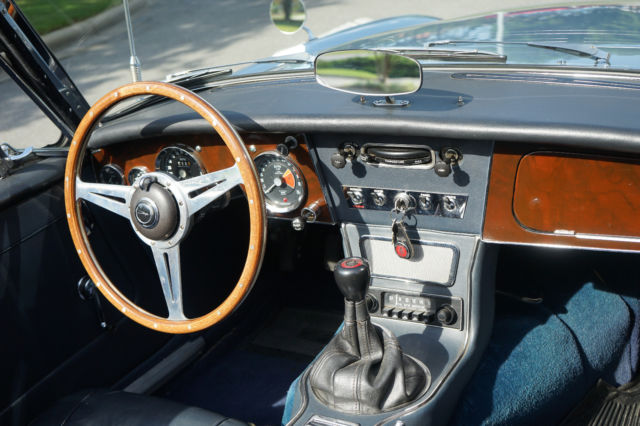 1967 Austin Healey 3000 BJ8 - photo 11
