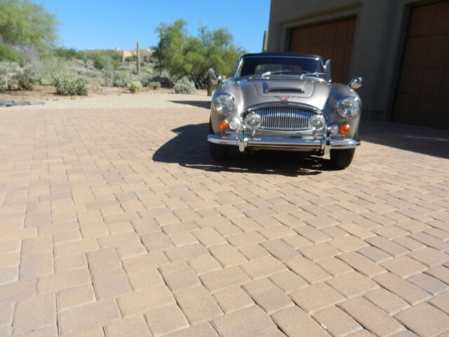 1967 Austin Healey 3000 - photo 3