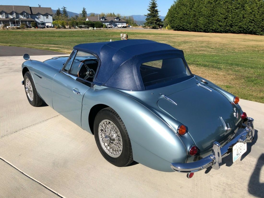 1967 Austin Healey 3000 - photo 2