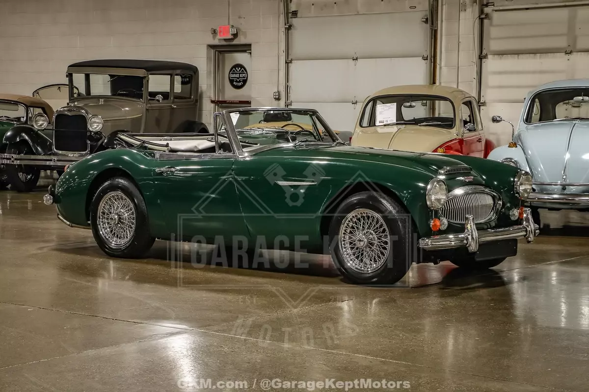 1967 Austin-Healey 3000 Mk III Green Convertible 2912cc Inline 6 96857 Miles 1967 Austin-Healey 3000 Mk III