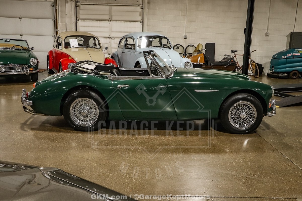 1967 Austin-Healey 3000 Mk III - photo 9