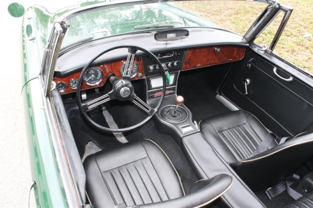 1967 Austin Healey 3000 MK III Roadster Restored - photo 4