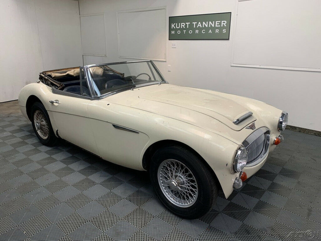 1967 AUSTIN HEALEY 3000 MK3 BJ-8. EXCELLENT CAR FOR IMPROVEMENT. 60,067 MILES. 1967 Austin Healey 3000 1967 AUSTIN HEALEY 3000 MK3 BJ-8 PHASE