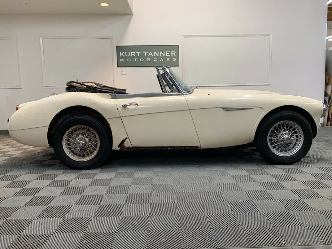 1967 Austin Healey 3000 1967 AUSTIN HEALEY 3000 MK3 BJ-8 PHASE - photo 8