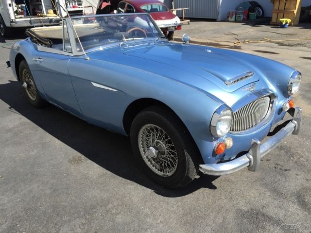 1967 Austin Healey 3000 - photo 9