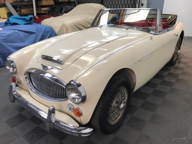 1967 Austin Healey 3000 - photo 12