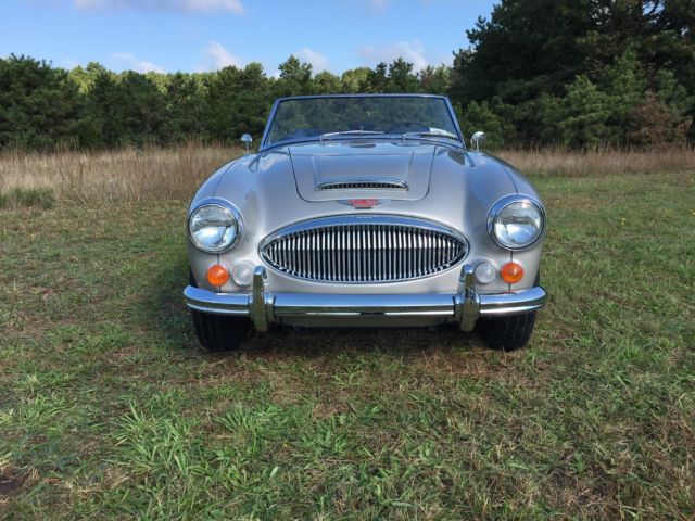 1967 Austin Healey 3000 MKIII - photo 2