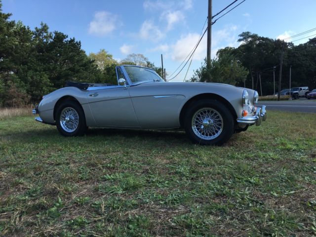 1967 Austin Healey 3000 MKIII - photo 3