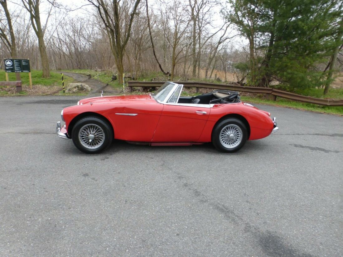 1967 Austin Healey 3000 - photo 2