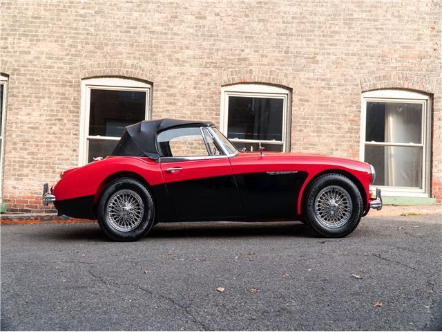 1967 Austin Healey 3000 Well Executed & Thoughtful Modifications - photo 2