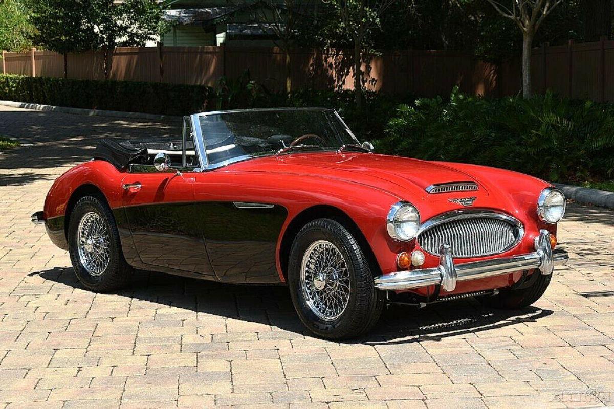1967 Austin Healey 3000 MKIII BJ8 Roadster 3L 4 Speed - photo 2