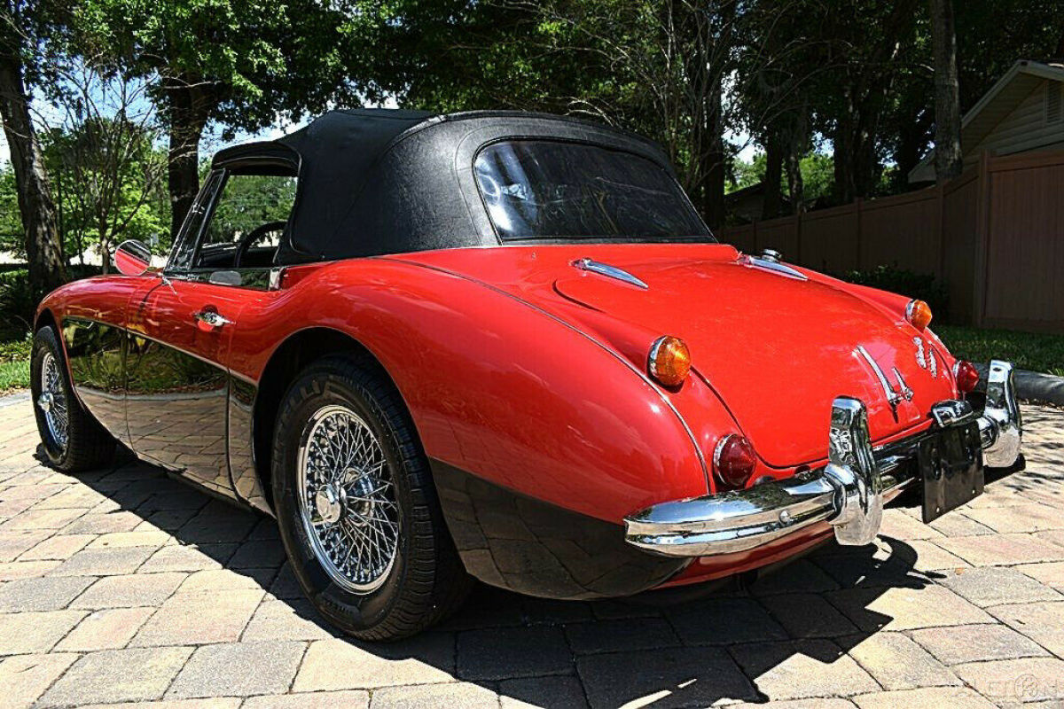 1967 Austin Healey 3000 MKIII BJ8 Roadster 3L 4 Speed - photo 4