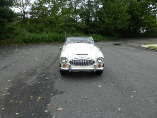 1967 Austin Healey 3000 BJ8 - photo 2