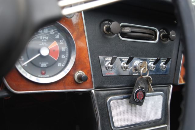1967 Austin Healey 3000 - photo 9
