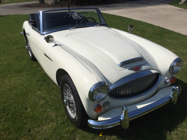 1967 Austin Healey MK III BJ8 Low Miles One owner 47 years. 1967 Austin Healey 3000