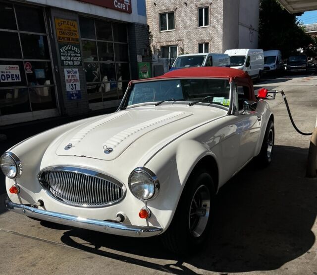 1967 Austin Healey 3000 - photo 3