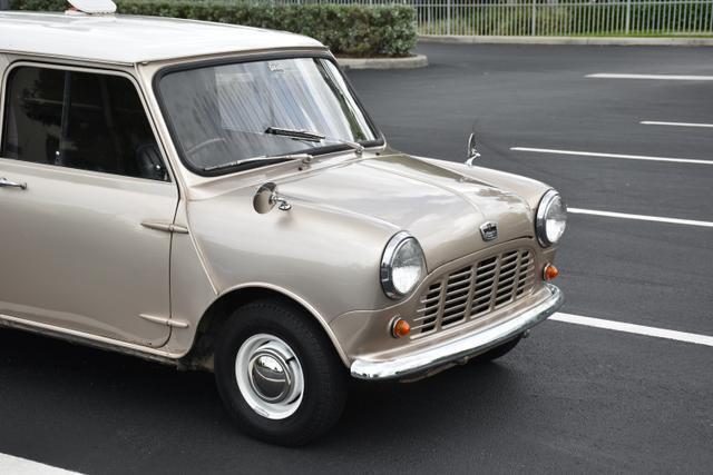 1967 Austin Mini Van - photo 11
