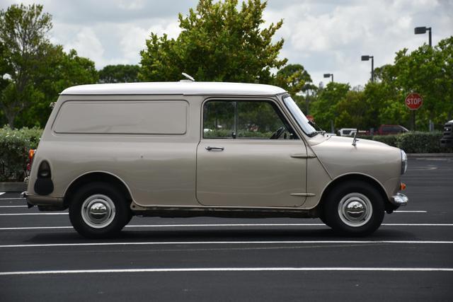 1967 Austin Mini Van - photo 8