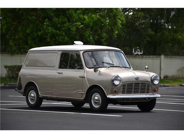 1967 Austin Minivan - photo 4