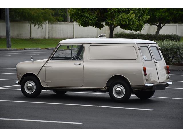 1967 Austin Minivan - photo 8