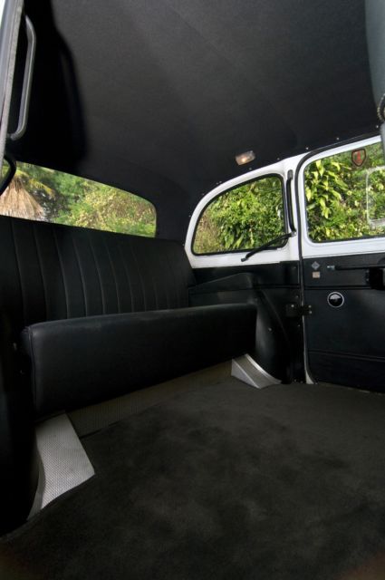1967 Austin TAXI FX4 Taxi 4 Door - photo 4
