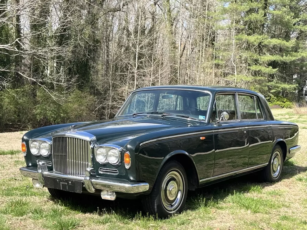 1967 Bentley T-series Sedan Green 1967 Bentley T-series