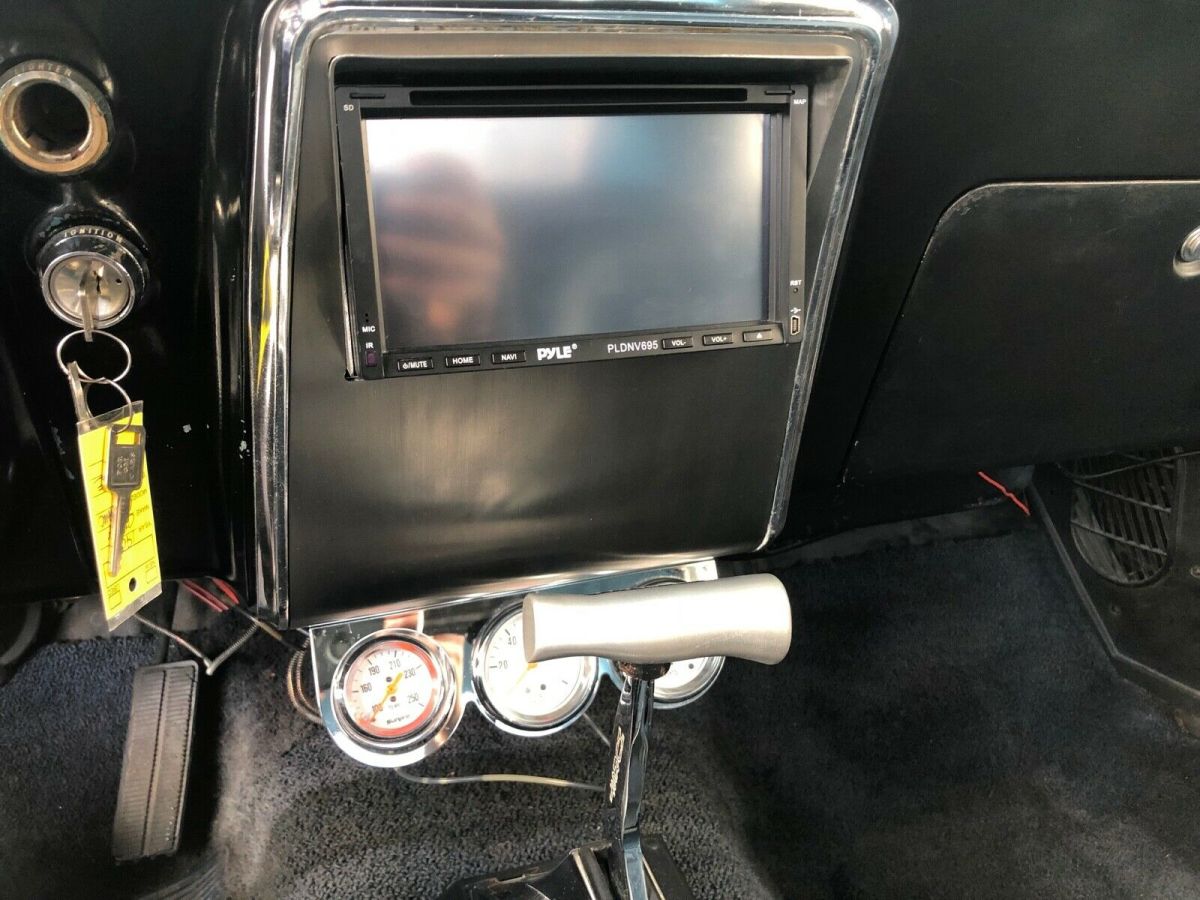 1967 Chevrolet Camaro - photo 2