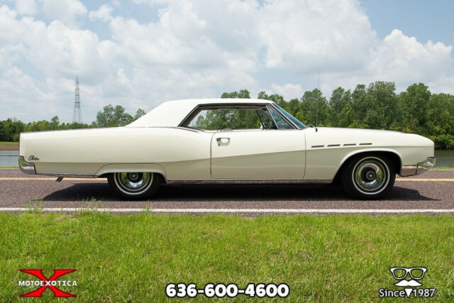 1967 Buick Riviera Hardtop Coupe - photo 11