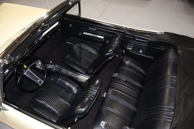 1967 Buick GS 400 Convertible - photo 2