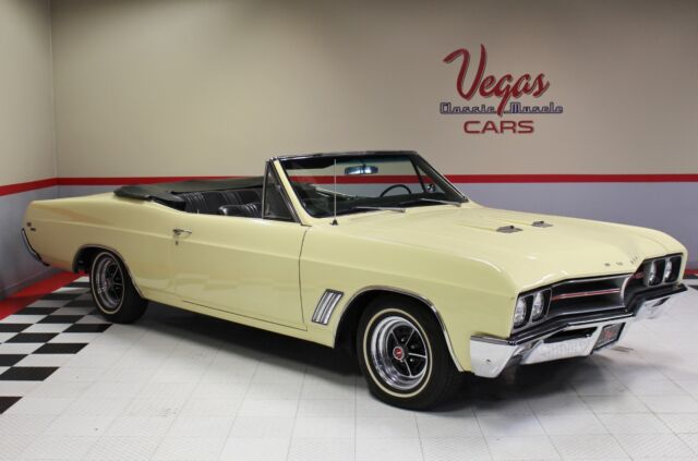 1967 Buick GS400 Convertible --