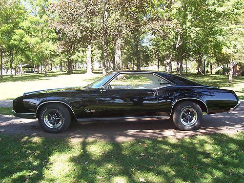 1967 Buick Riviera GS - photo 3