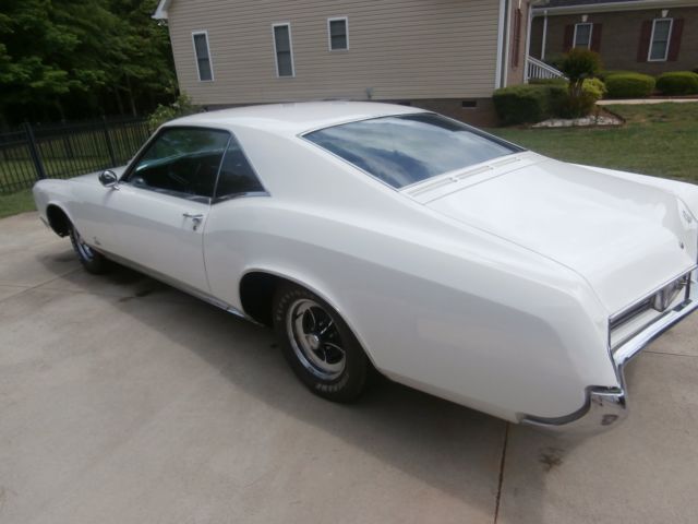 1967 Buick Riviera - photo 2
