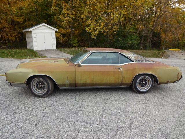 1967 Buick Riviera 2 dr.