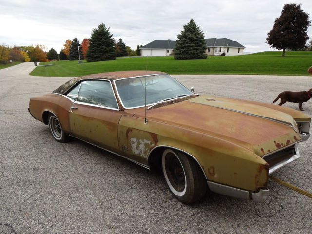 1967 Buick Riviera 2 dr. - photo 4