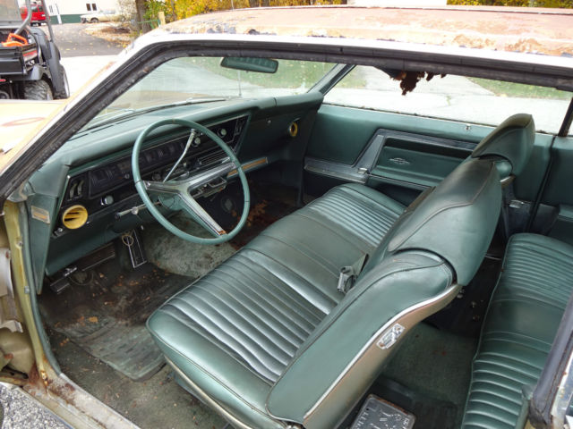 1967 Buick Riviera 2 dr. - photo 9