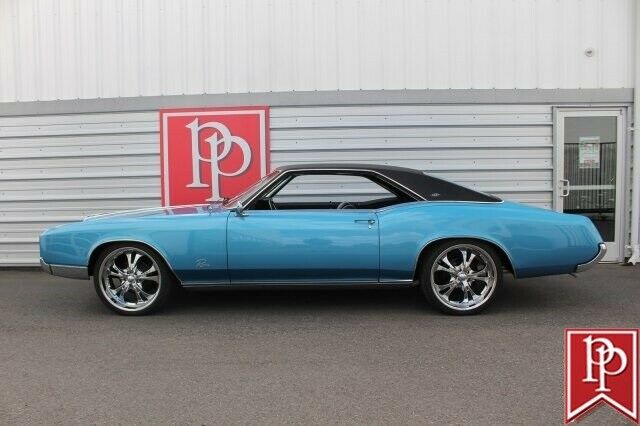 1967 Buick Riviera Coupe - photo 2