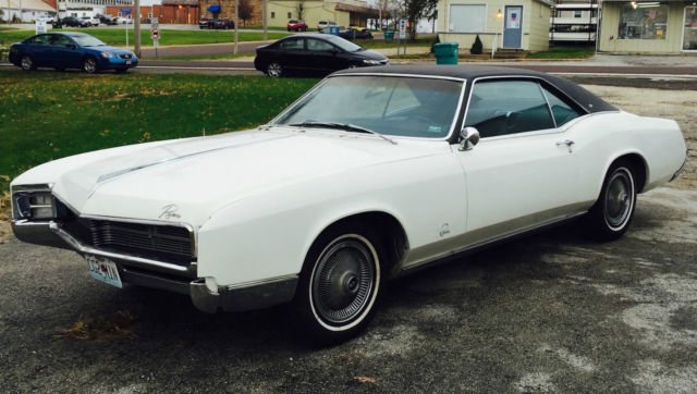 1967 Buick Riviera Base Hardtop 2-Door - photo 12
