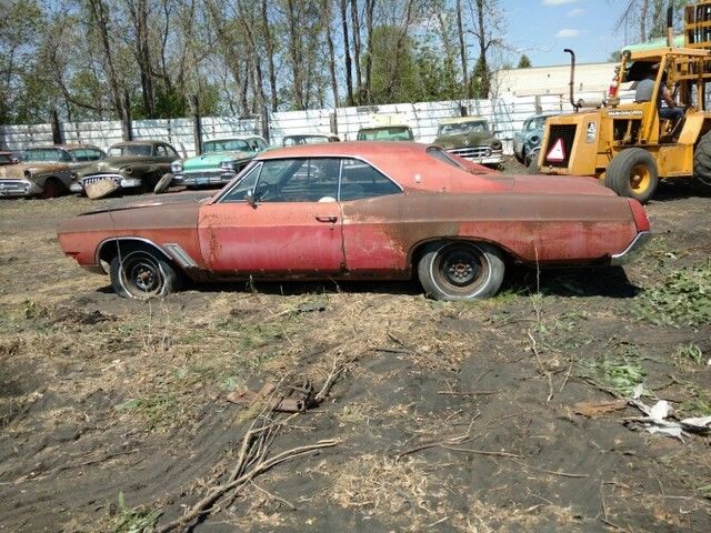 1967 Buick Skylark 2dr Hardtop - photo 3