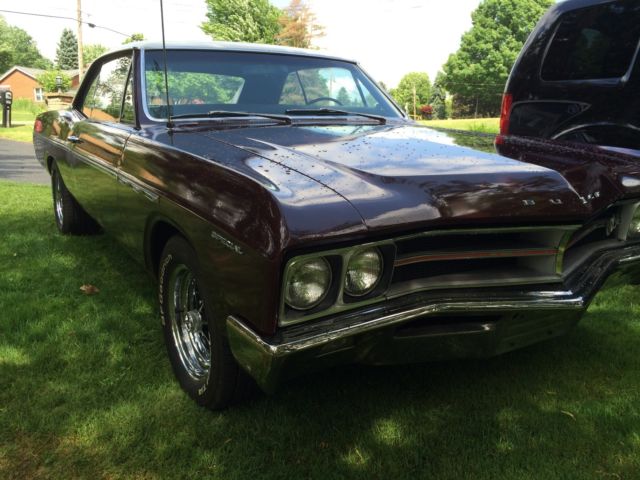 1967 Buick Special Deluxe Coupe Hardtop ( like Skylark ) 1967 Buick Special Deluxe