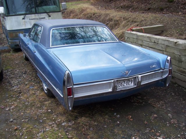 1967 Cadillac DeVille - photo 2
